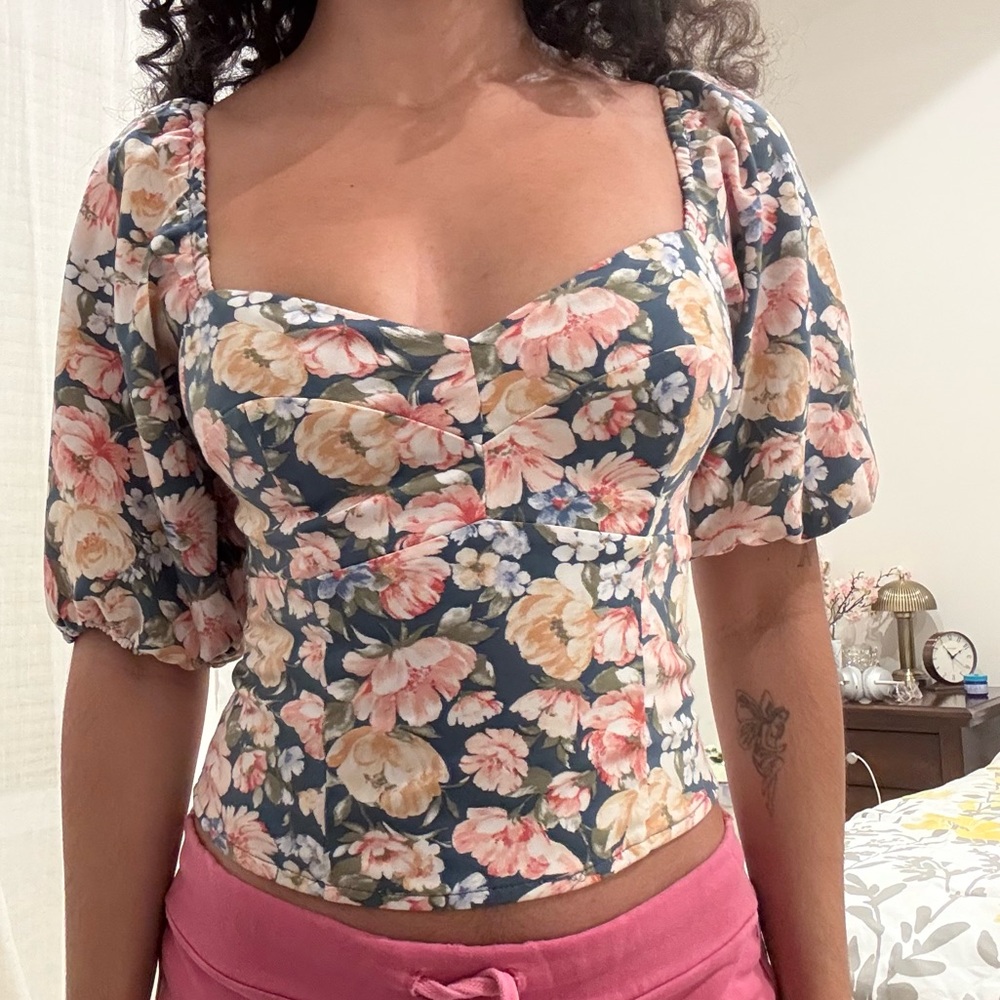 Abercrombie & Fitch Floral Puff Sleeve Blouse - Blue and Pink